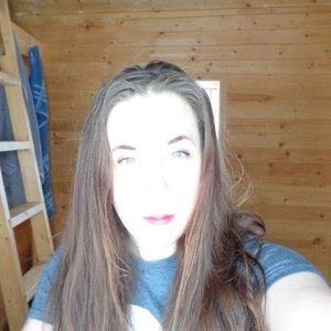 Meet your Posher, Leah